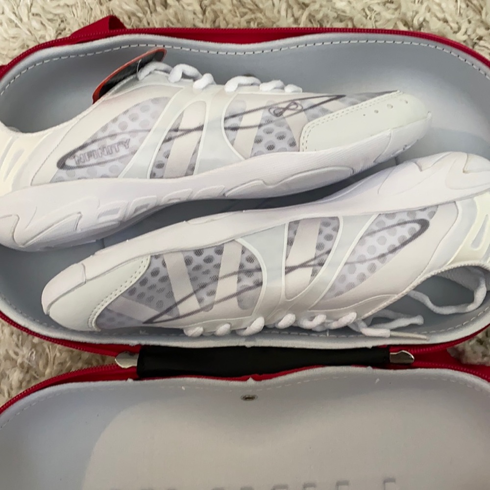 nfinity vengeance shoes